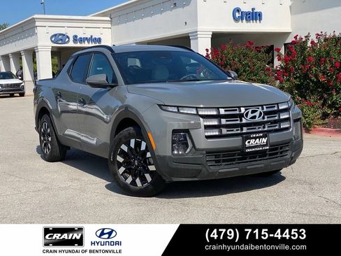 Used 2025 Hyundai Santa Cruz SEL FWD image 1