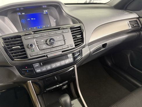 Used 2016 Honda Accord Sport image 31