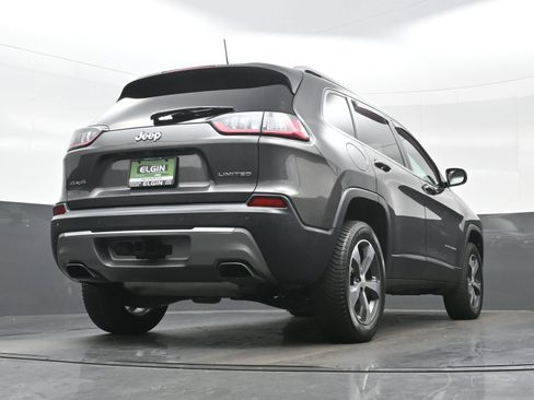 Used 2019 Jeep Cherokee Limited w/ Trailer Tow Group AWD/4WD image 35