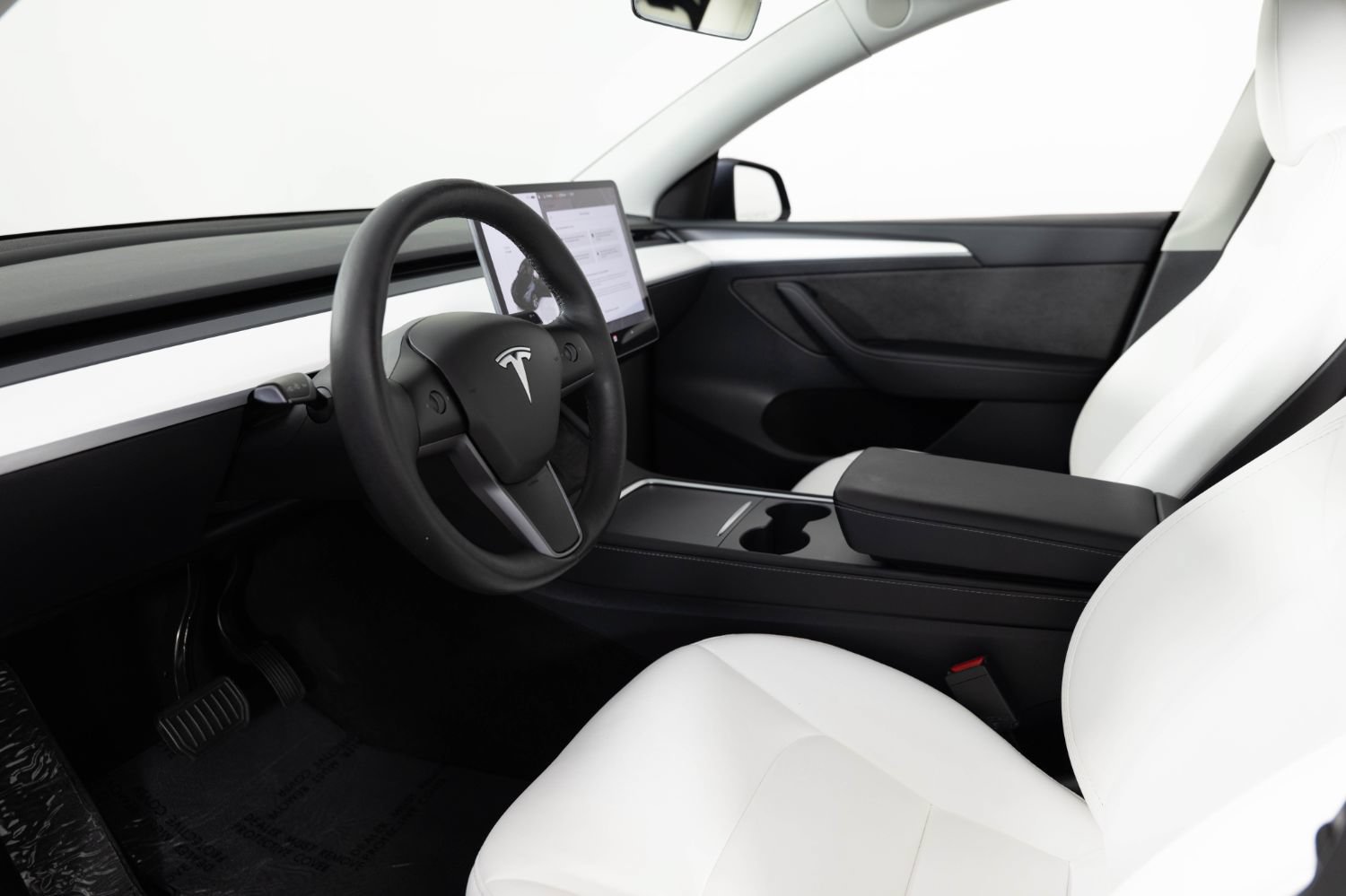 Used 2024 Tesla Model Y Long Range AWD/4WD image 13