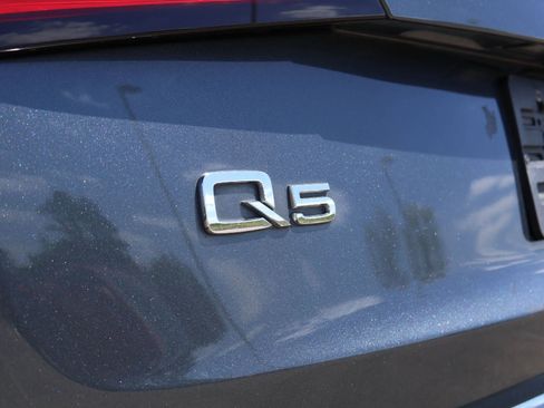 Used 2016 Audi Q5 2.0T Premium w/ Audi MMI Navigation Plus image 7