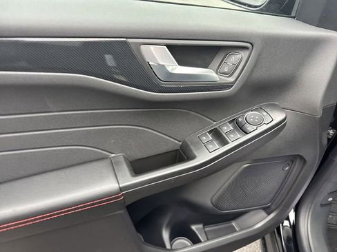 New 2026 Ford Escape ST-Line w/ Cold Weather Package image 15