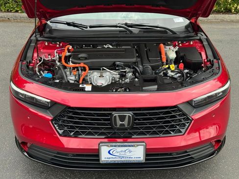 Certified 2025 Honda Accord EX-L image 29