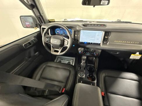 New 2026 Ford Bronco Badlands AWD/4WD image 17