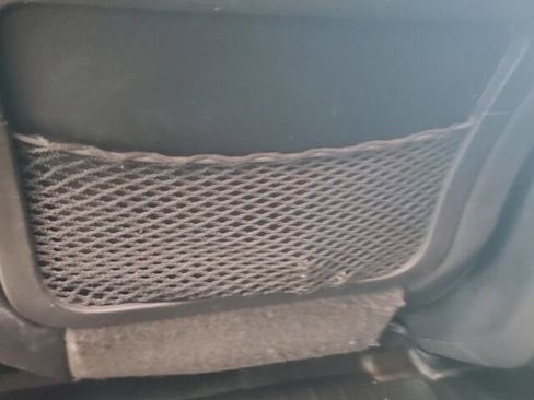 Used 2017 Chevrolet Equinox LT w/ Convenience Package image 40