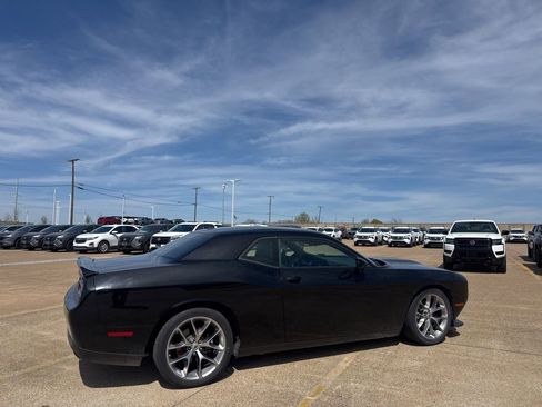 Used 2022 Dodge Challenger GT image 26