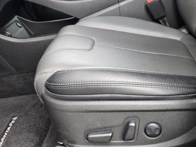 Certified 2023 Hyundai Santa Fe SEL w/ Premium Package FWD image 17