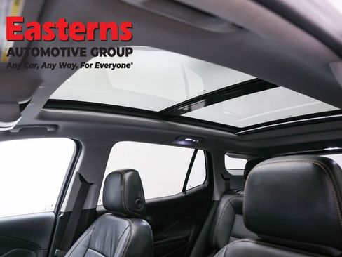 Used 2021 GMC Terrain SLT w/ Infotainment Package II AWD/4WD image 37