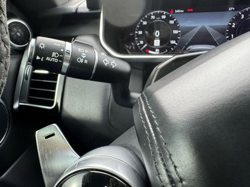 Used 2021 Land Rover Range Rover Sport HST image 28