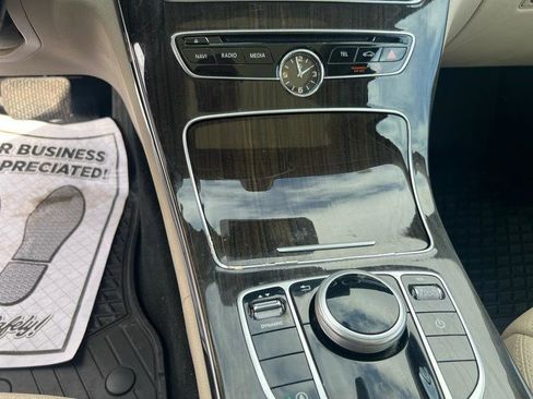 Used 2017 Mercedes-Benz C 300 C300 4MATIC Sedan image 19