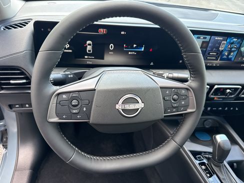 New 2027 Nissan Sentra SV FWD image 15
