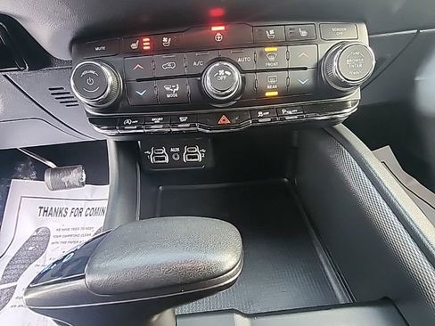 Used 2024 Dodge Durango GT image 21