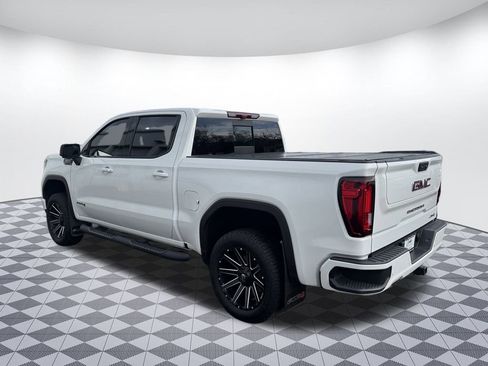 Used 2023 GMC Sierra 1500 AT4 w/ Technology Package AWD/4WD image 5