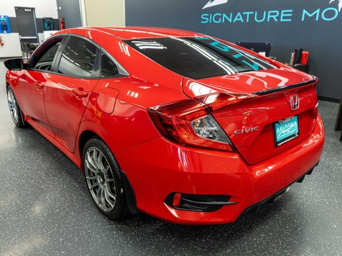 Used 2020 Honda Civic Sport image 8