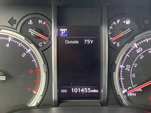 Certified 2021 Toyota 4Runner TRD Off-Road Premium AWD/4WD image 20