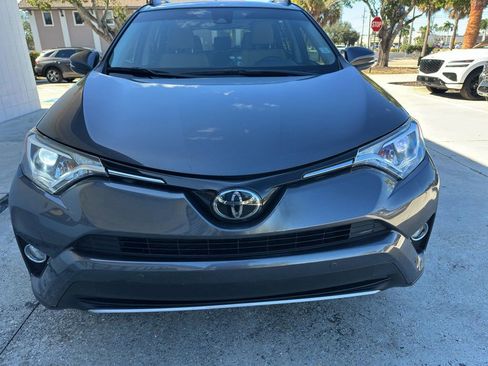 Used 2018 Toyota RAV4 XLE image 3