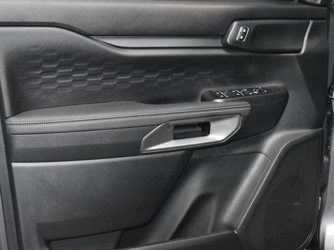 Used 2025 Ford Ranger XLT w/ Equipment Group 301A High image 4