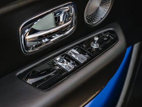 Used 2021 Rolls-Royce Cullinan image 46