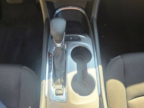 Used 2023 Chevrolet Malibu LT FWD image 24