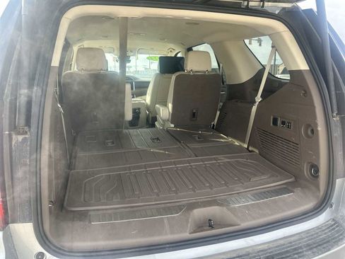 Used 2024 GMC Yukon Denali w/ Advanced Technology Package image 25