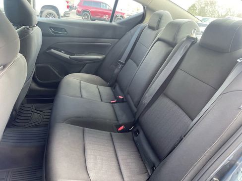 Used 2023 Nissan Altima 2.5 SV image 17