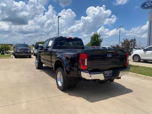 Used 2021 Ford F450 Lariat w/ Lariat Ultimate Package AWD/4WD image 3