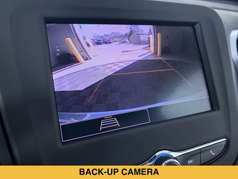 Certified 2024 Chevrolet Equinox LT w/ LPO, Floor Liner Package FWD image 6