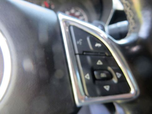 Used 2022 Chevrolet Camaro LT RWD image 15