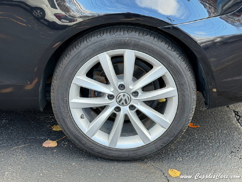 Used 2015 Volkswagen Eos Komfort FWD image 34