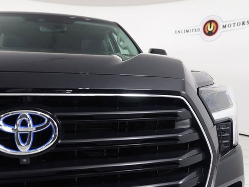 Used 2024 Toyota Sequoia Limited image 21