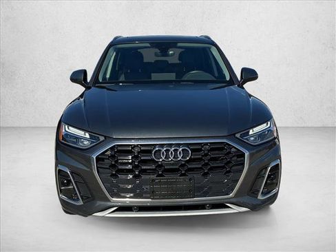 Used 2023 Audi Q5 2.0T Premium Plus w/ Premium Plus Package AWD/4WD image 2