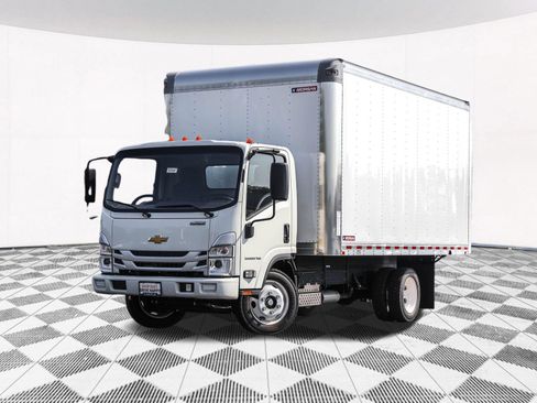 New 2025 Chevrolet Low Cab Forward 5500XG RWD image 2