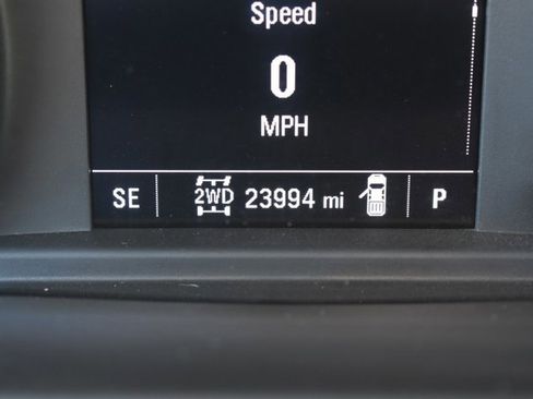 Used 2025 Chevrolet Silverado 2500 Custom w/ Custom Value Package image 23