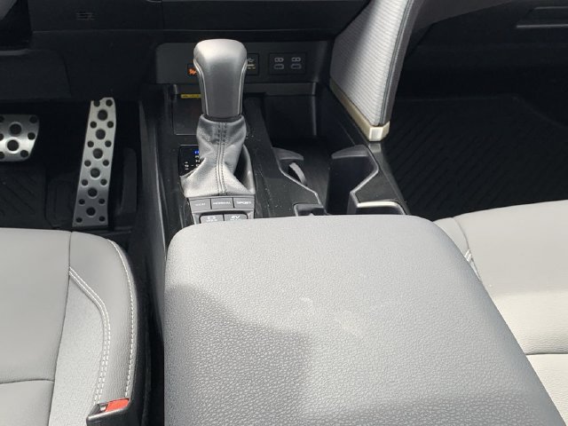Used 2026 Toyota Camry SE w/ Convenience Package FWD image 27
