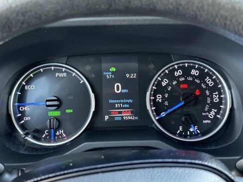 Used 2019 Toyota RAV4 LE image 27