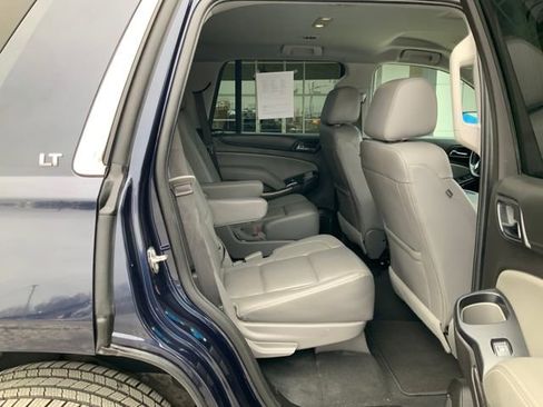 Used 2019 Chevrolet Tahoe LT w/ LT Signature Package image 18