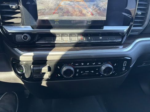 New 2026 Chevrolet Silverado 1500 LT image 18