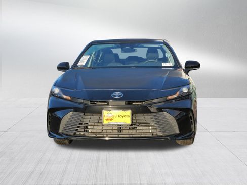 Certified 2025 Toyota Camry LE image 2