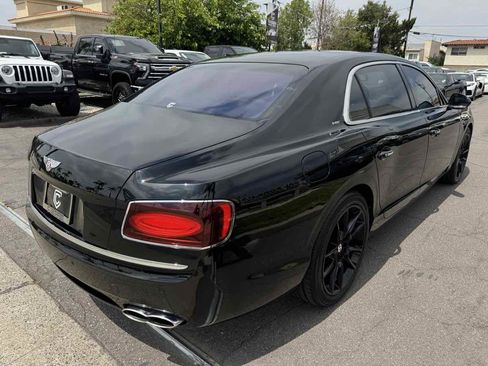 Used 2017 Bentley Flying Spur S V8 AWD/4WD image 7