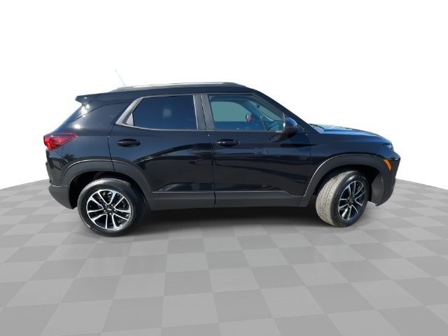Certified 2026 Chevrolet TrailBlazer LT w/ Convenience Package AWD/4WD image 9
