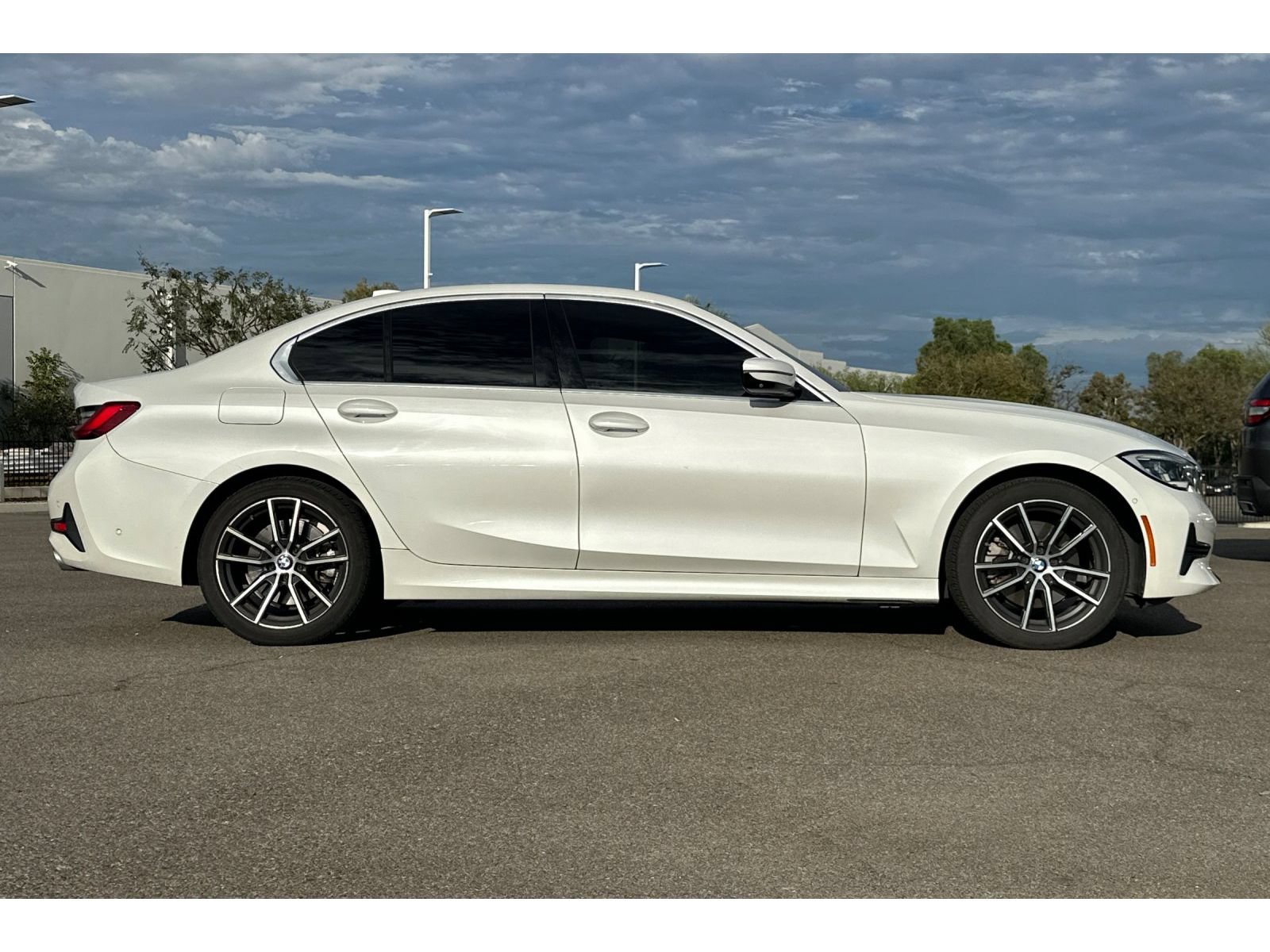 Used 2019 BMW 330i Sedan w/ Premium Package RWD image 7