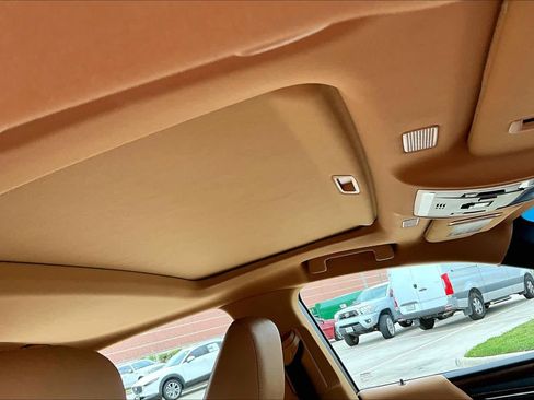 Used 2025 Lexus ES 300h w/ Premium Package image 14