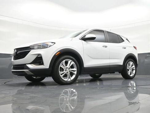 Used 2023 Buick Encore GX Preferred w/ Cold Weather Comfort Package FWD image 25
