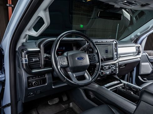 Used 2024 Ford F350 Lariat w/ Sport Appearance Package image 17