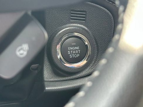 Certified 2025 Subaru Outback Limited AWD/4WD image 18