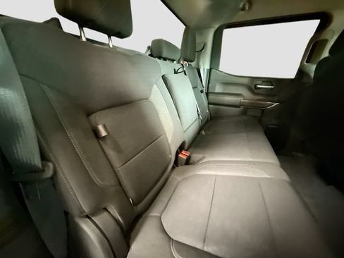 Used 2021 Chevrolet Silverado 1500 LT Trail Boss AWD/4WD image 27
