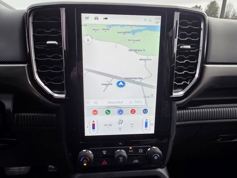 New 2025 Ford Ranger XLT w/ FX4 Off-Road Package image 9