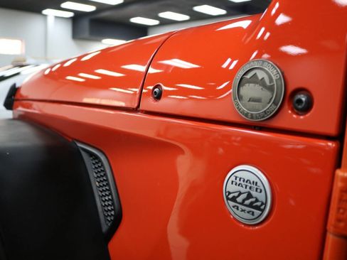 Used 2019 Jeep Wrangler Unlimited Sport image 6