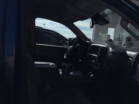 Used 2018 GMC Sierra 1500 SLT image 7