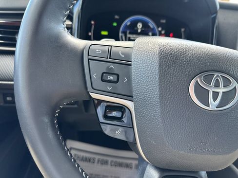 Certified 2025 Toyota Camry SE w/ Convenience Package FWD image 24